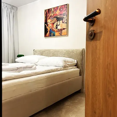 Kam-eko Zabkowska Ii Apartamento Varsovia