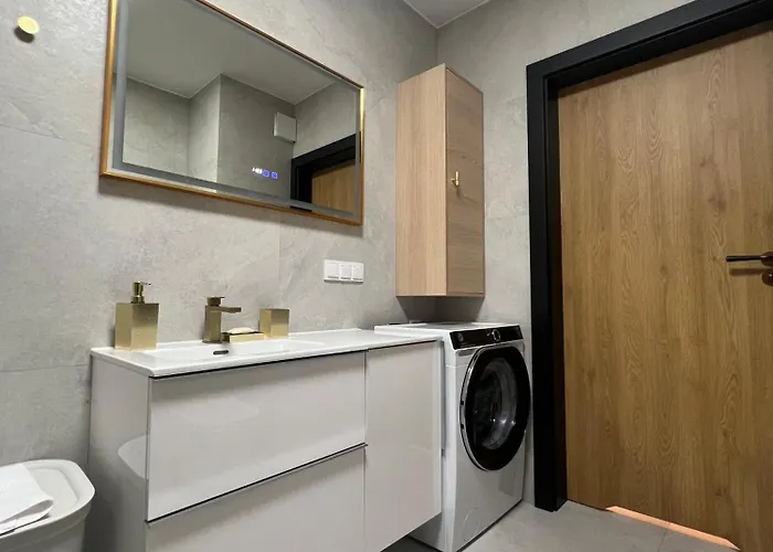 Kam-eko Zabkowska Ii * Varšava