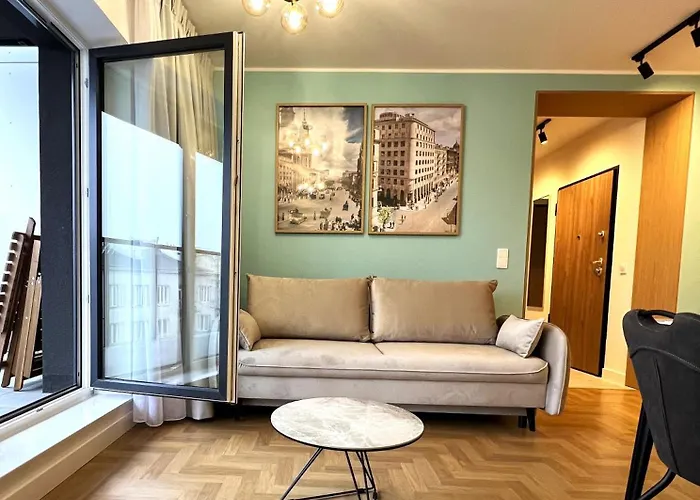 Kam-eko Zabkowska Ii * Varsó