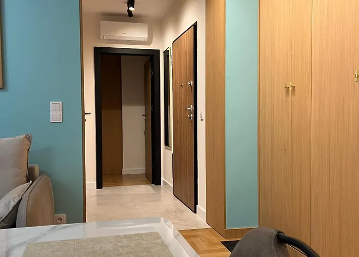 Kam-eko Zabkowska Ii * Varsó