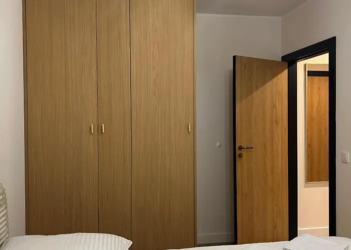 Kam-eko Zabkowska Ii * Варшава